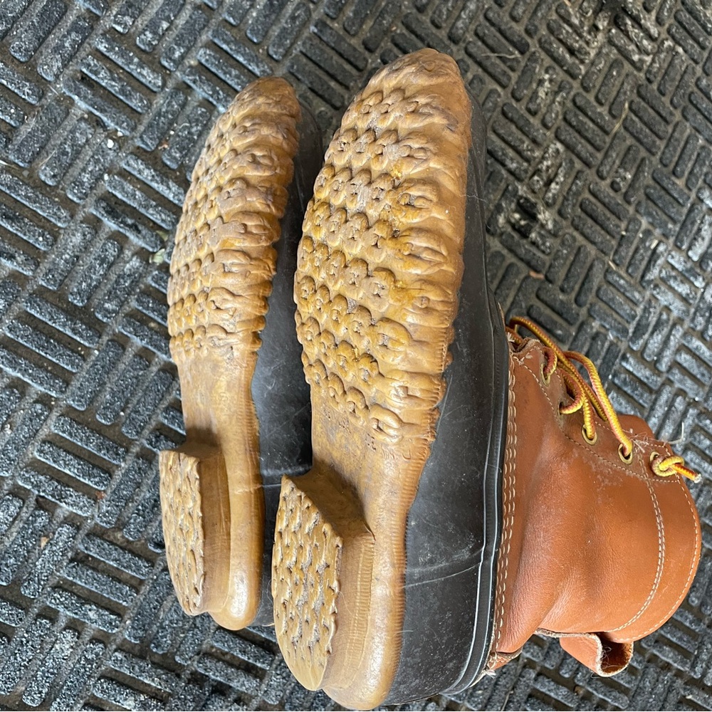 L.L. Bean Gum Boots with Laces - Great condition - Women’s size 6 - Picture 4 of 4